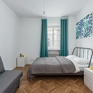 Chill Brzozowa Old Town Apartamento